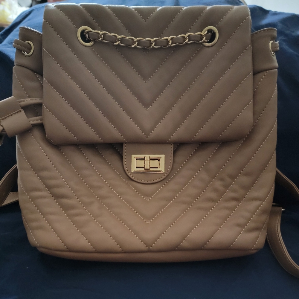 Elegant Tan Quilted Women's Bag